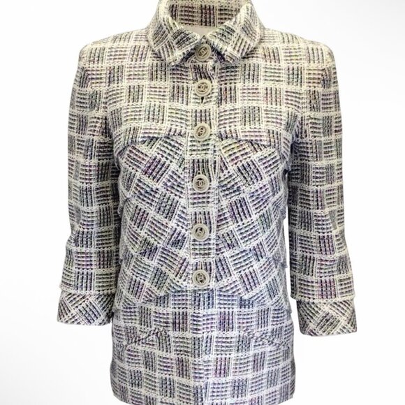 CHANEL WHITE/NAVY MULTI CC LOGO BUTTONED METALLIC DETAIL TWEED JACKET - Picture 7 of 9
